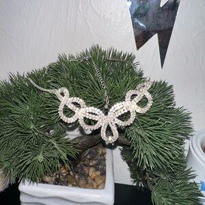 Cute princess necklace looks